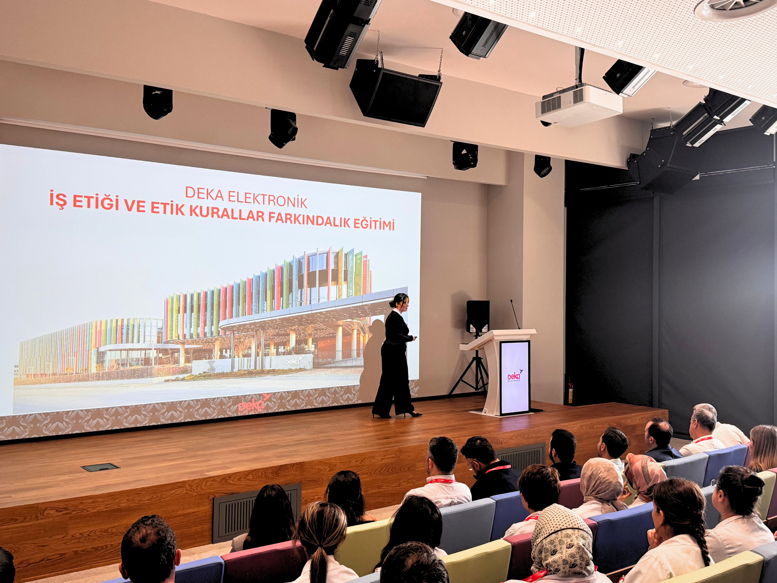 Deka’da İş Etiği ve Etik Kurallar Eğitimi